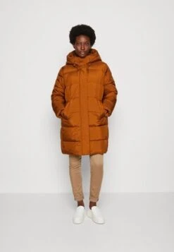 Marc O'Polo DENIM ARCTIC PUFFER COAT LONG - Wintermantel - Burnished Logs 11 Marc O'Polo DENIM ARCTIC PUFFER COAT LONG - Wintermantel - Burnished Logs -Alltags Mode 0d070fdd9fde446bb278d36db7aa4d7e
