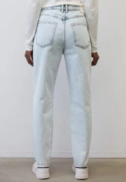 Marc O'Polo DENIM MODELL FREJA FRIEND AUS ORGANIC - Jeans Straight Leg - Multi Vintage Bleached Acid Bl -Alltags Mode 18e234e198974ec0b4fb3fc8760852b6