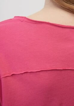 Marc O'Polo DENIM KURZARM MIT AUS LE - T-Shirt Basic - Fresh Fuschia -Alltags Mode 355f2b4df4f74263b23eebc0e04c0bbb