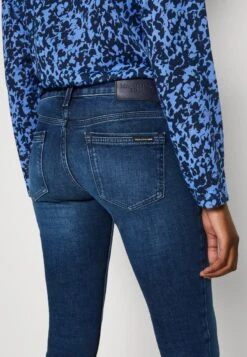 Marc O'Polo DENIM TROUSER LOW WAIST REGULAR LENGTH - Jeans Skinny Fit - Multi/blackish Dark Blue -Alltags Mode 435a6dce0e4b47b1977e65621647e112
