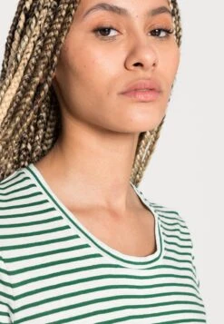 Marc O'Polo DENIM SHORT SLEEVE FINE DYE STRIPE - T-Shirt Print - Multi/tender Buds -Alltags Mode 5f9805757107453d88983ec20fd6d20f