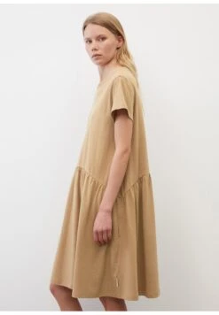 Marc O'Polo DENIM DRESS T-SHIRT STYLE HEAVY RAW RUFFLES - Jerseykleid - Bright Chestnut -Alltags Mode 64a6fe7669534ddb97b4648360fa668c