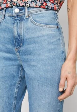 Marc O'Polo DENIM TROUSER HIGH WAIST TAPERED LEG REGULAR LENGTH - Jeans Relaxed Fit - Multi/vintage Mid Blue -Alltags Mode 8a869c04fbcc448b957660ac07bfcd80