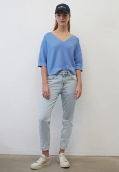 Marc O'Polo DENIM MIT V-AUSSCHNITT - Strickpullover - Soft Sky Blue -Alltags Mode 961f2f7c29de4d449c972d37707e6bb0