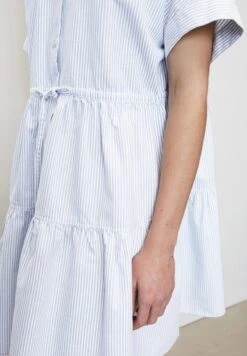 Marc O'Polo DENIM Blusenkleid - Multi Blue Clay -Alltags Mode a3eb5faae8dd4e849e12ffc2da9f43df