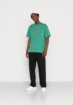 Alltags Mode -Alltags Mode b3934743b7934b49aade4135c389c1a7