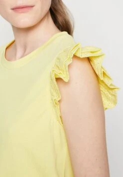 Marc O'Polo DENIM SLEEVELESS RUFFLES AT ARMHOLE - T-Shirt Print - Buttercup -Alltags Mode c2e5a040e67d41ca977a6d5ae3998941