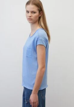 Marc O'Polo DENIM KURZARM MIT AUS LE - T-Shirt Basic - Soft Sky Blue -Alltags Mode c4ccc9be26ce438fa693c2568aead28d
