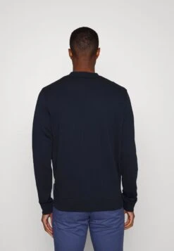 Marc O'Polo DENIM LONG SLEEVE LOGO PRINT ARTWORK - Sweatshirt - True Navy -Alltags Mode d1055c2dfd1c49d9bed58848c3f1c34a