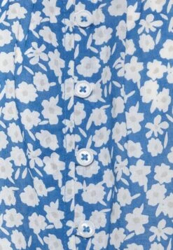 Marc O'Polo DENIM SHORT SLEEVE ROUND NECK - Bluse - Mediterranean Blue -Alltags Mode d23d7c8ed60e4fa8a69f3c4ef5732a10